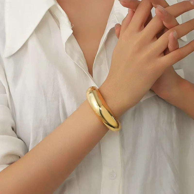 Irregular Trendy Bracelet for Women