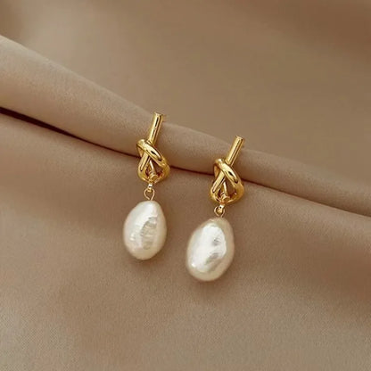 Pearl Earrings French Style ELEGANT