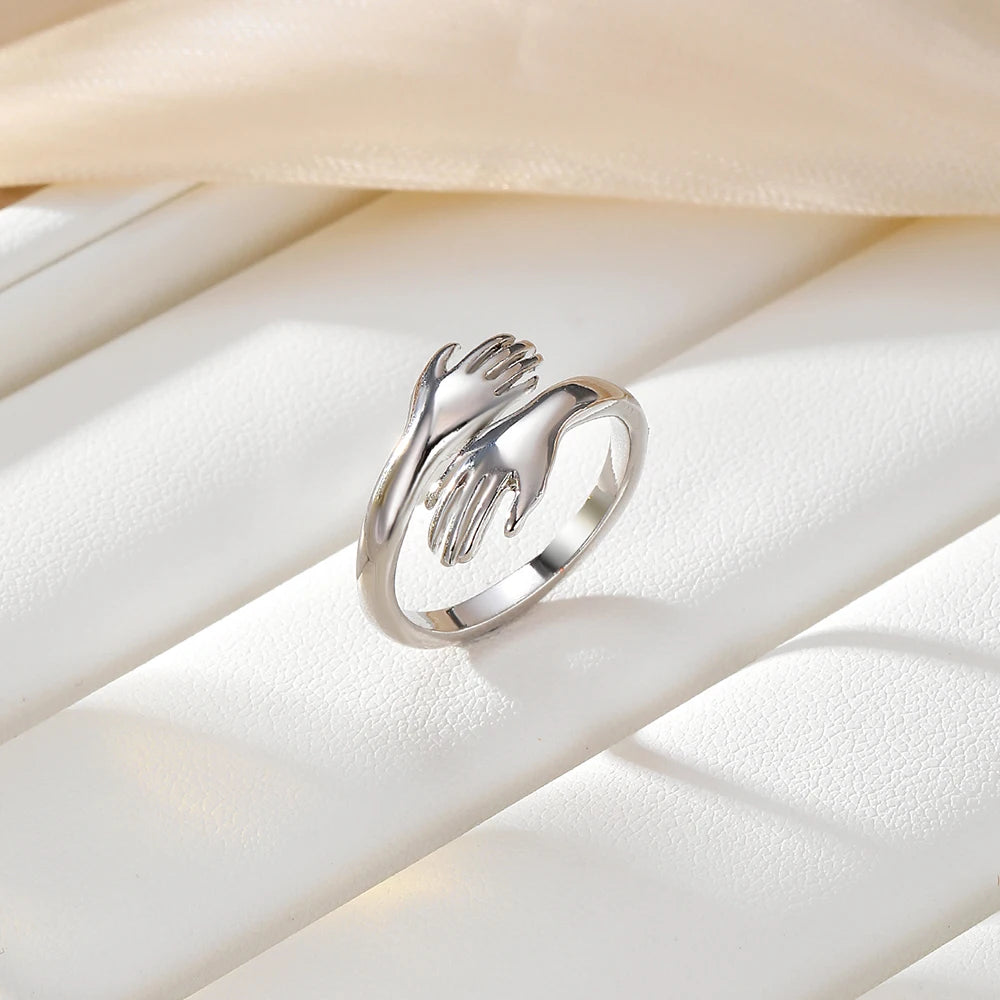 Hug Ring