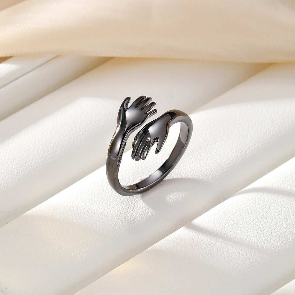 Hug Ring