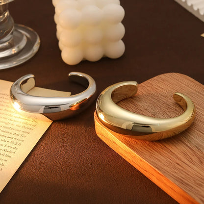 Irregular Trendy Bracelet for Women