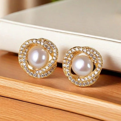 Elegant Jewelry Set Pearls and Crystals (4 Pieces)